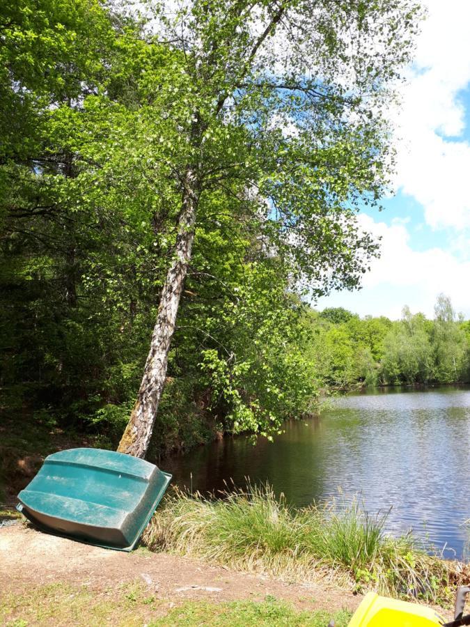 Gite De Lac Tranquille Plaud Екстериор снимка